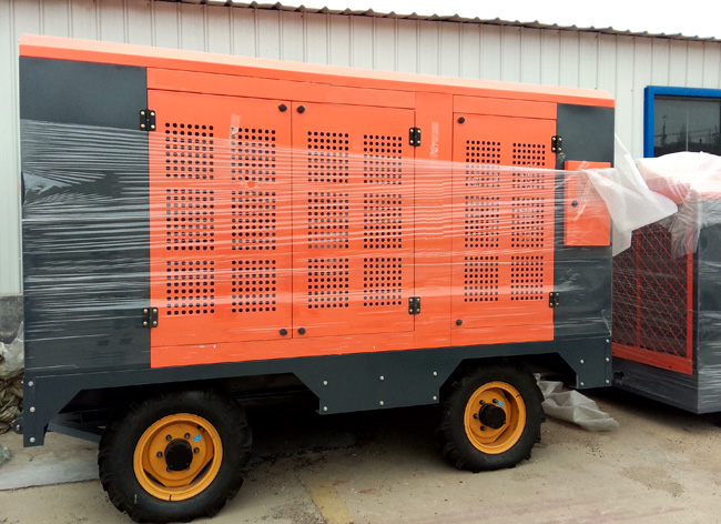 Máy nén khí trục vít di động Diesel 1